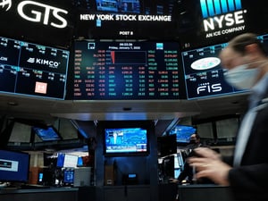 US Markets Recover as Investors Digest Tariff Moves