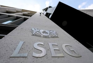 UK’s FTSE 100 Hits Record as HSBC Gains Boost Market Confidence