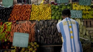 Argentina’s Inflation Tops 100 Percent For First Time In 30 Years