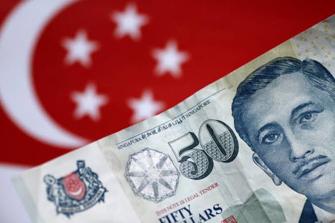 Singapore to Freeze Bank Accounts Amid $860 Million Scam Surge