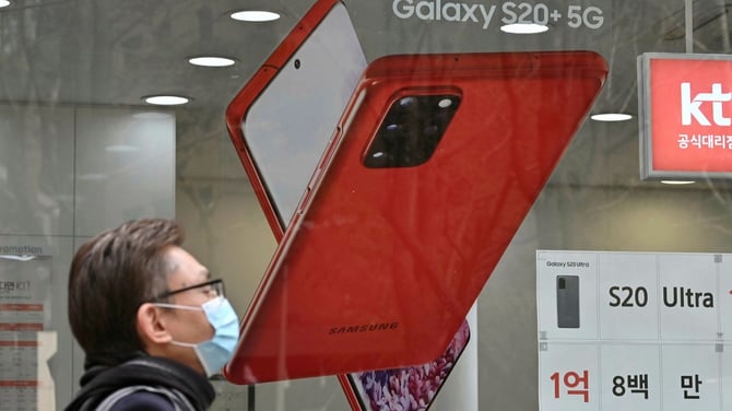 Samsung Expects Lowest Quarterly Profit in Eight Years