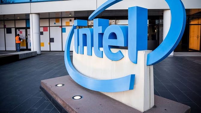 Intel Struggles to Reclaim Its Place in Tech