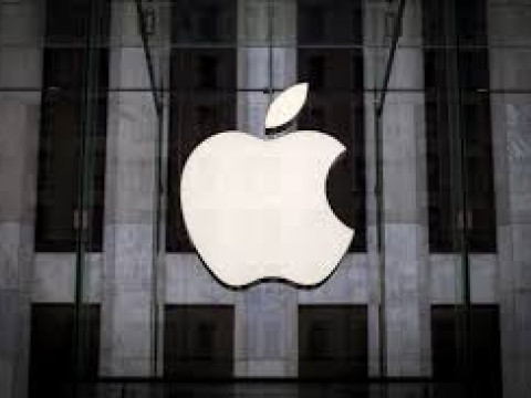 Apple’s Market Cap Closes Above $3 Trillion