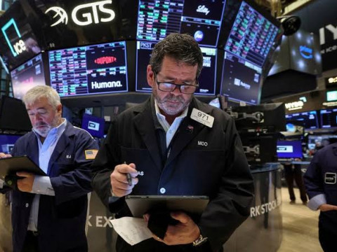 The Stock Markets Face Economic Uncertainty in 2024