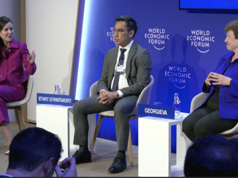 Central Bankers Question Cryptos at Davos