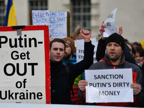 Global Economy Still Reeling as Sanctions Bite Russia