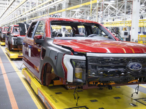 Ford Slashing 3,000 Jobs as It Shifts to EVs