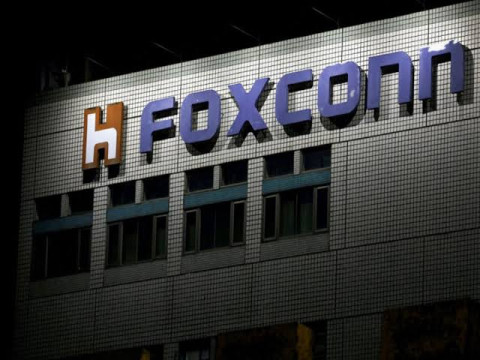 Apple Supplier Foxconn Exits $19.5 Billion India Chip Project