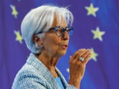 ECB's Lagarde Foresees Challenges on the Path to 2% Inflation