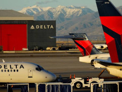 Delta's Shares Dip Amid Competitive Fare Reductions