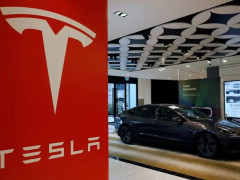 Tesla Sales Drop Amid Intensifying EV Competition