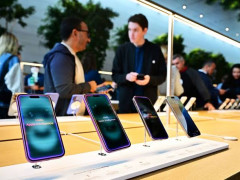 Muted iPhone 16 Sales Signal Slow Start for Apple