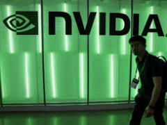 Nvidia's Blackwell Chip Delay Clouds Earnings Outlook