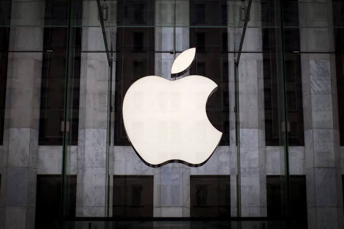 Apple’s Market Value Surges above $3 Trillion