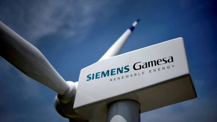 Siemens Energy Shares Plunge after Technical Trouble