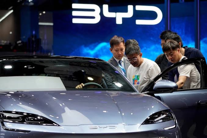 BYD Shares Jump after EV Maker Posts 200% Profit Surge