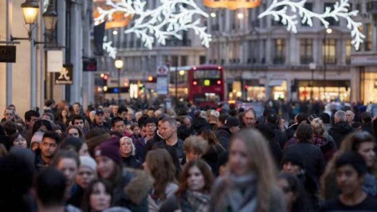 U.K. Economy Shows No Growth in Third Quarter