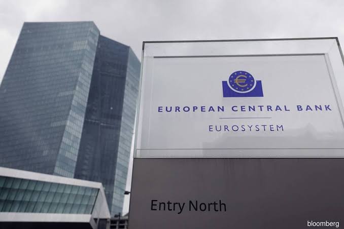 European Central Bank Raises Record Rates but Says No More