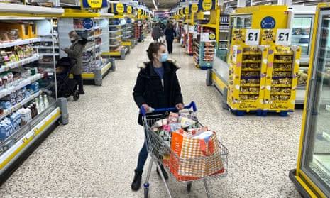 UK Inflation in Surprise Drop to 18-Month Low